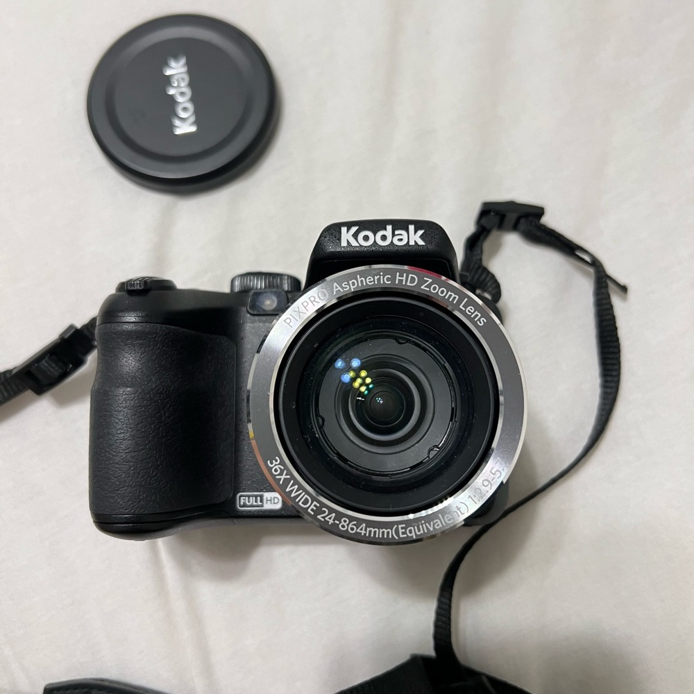 Kodak Black Digital Camera with HD Zoom